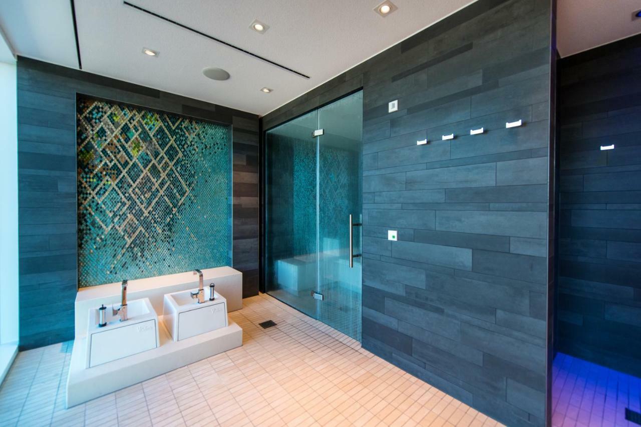 Faehrhaus Koblenz Hotel Koblenz  Exterior photo A shower room
