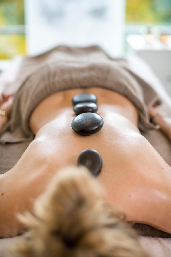 Faehrhaus Koblenz Hotel Koblenz  Exterior photo Hot stone massage